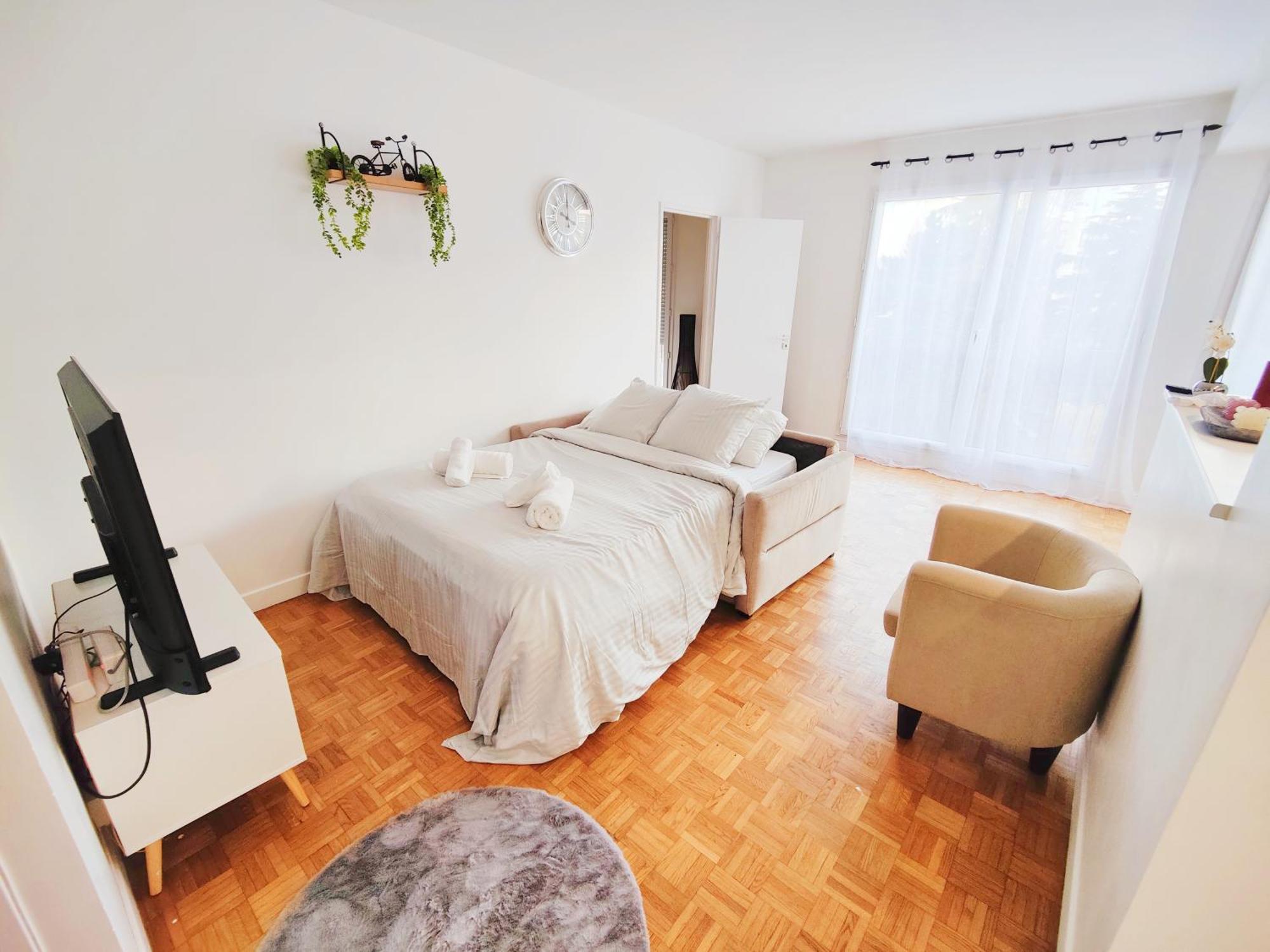 로맹빌 Metro A 2 Minutes Paris Centre Le Marais 아파트 외부 사진